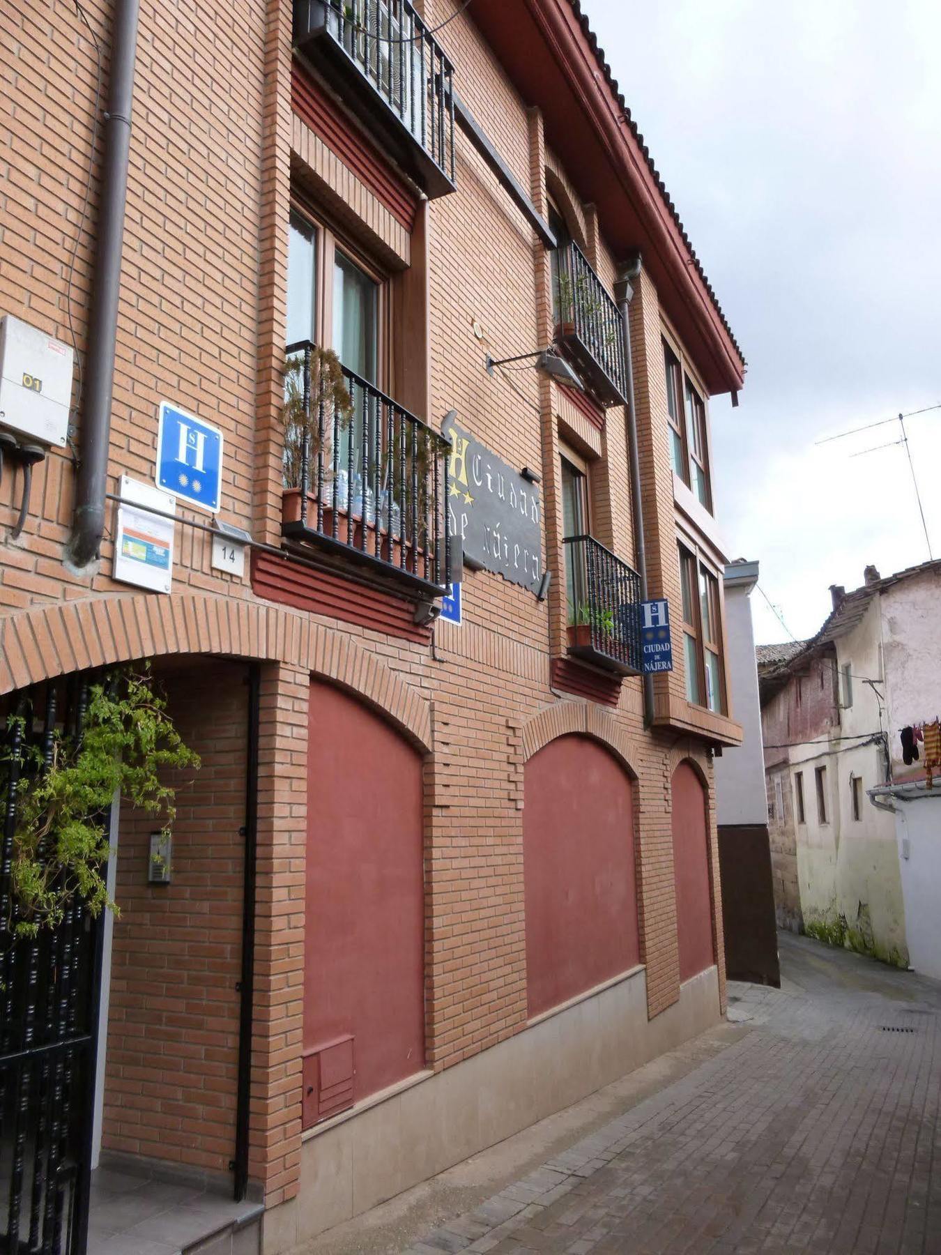 Hostal Ciudad De Nájera Extérieur photo